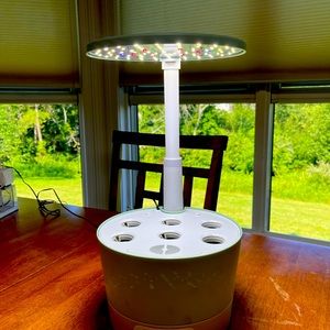 AeroGarden Harvest 360 - Indoor Garden with LED Grow Light